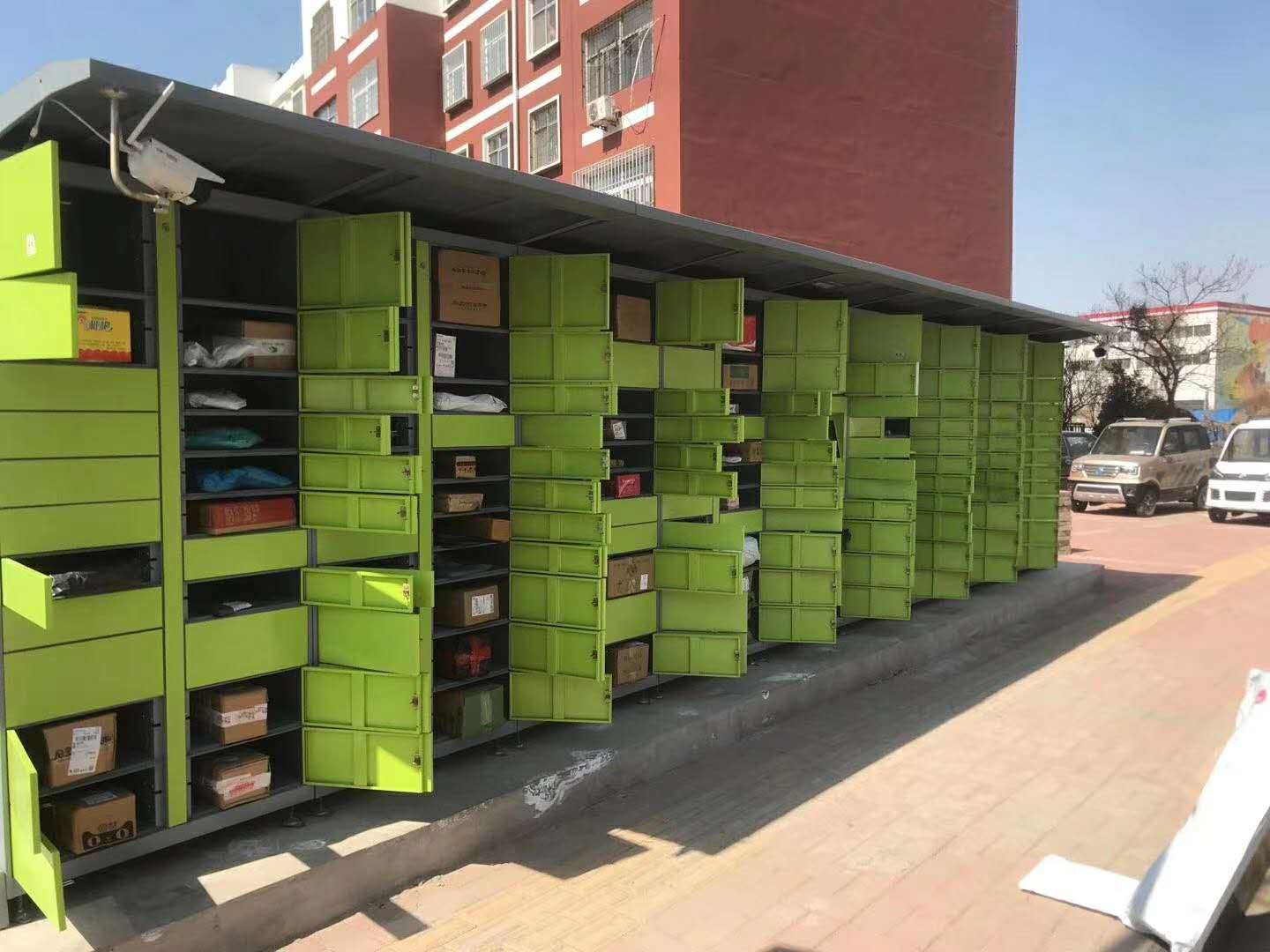 快遞小哥為什么會為快遞柜買單？